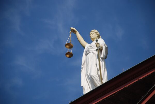 Des mesures pour une justice plus rapide, plus efficace et plus proche
